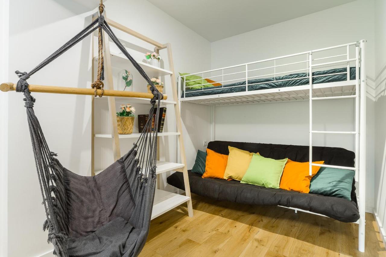 Lumina Apartment With Balcony Overlooking The Park Łódź Kültér fotó